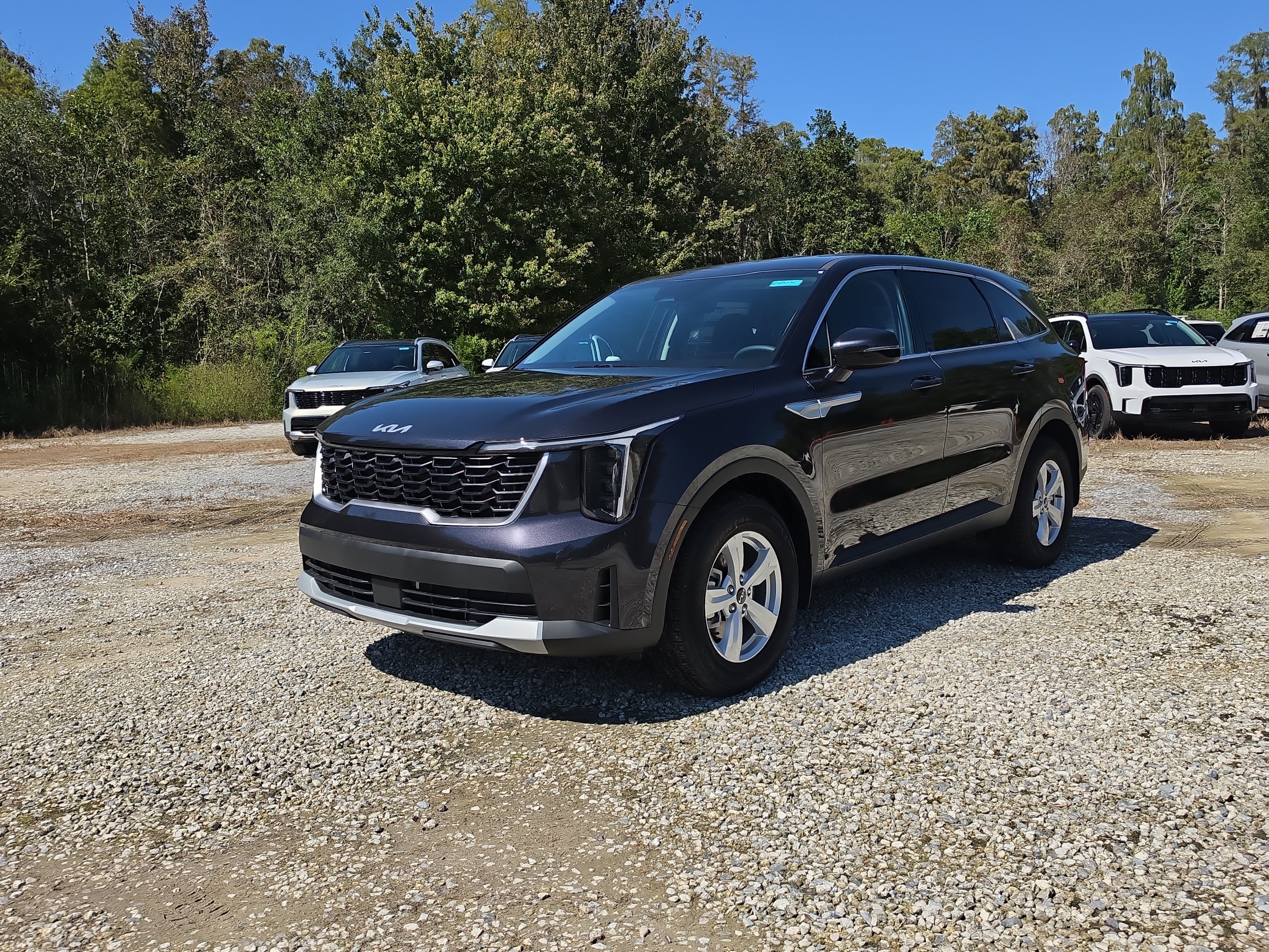 New 2026 Kia Sorento LX FWD image 4