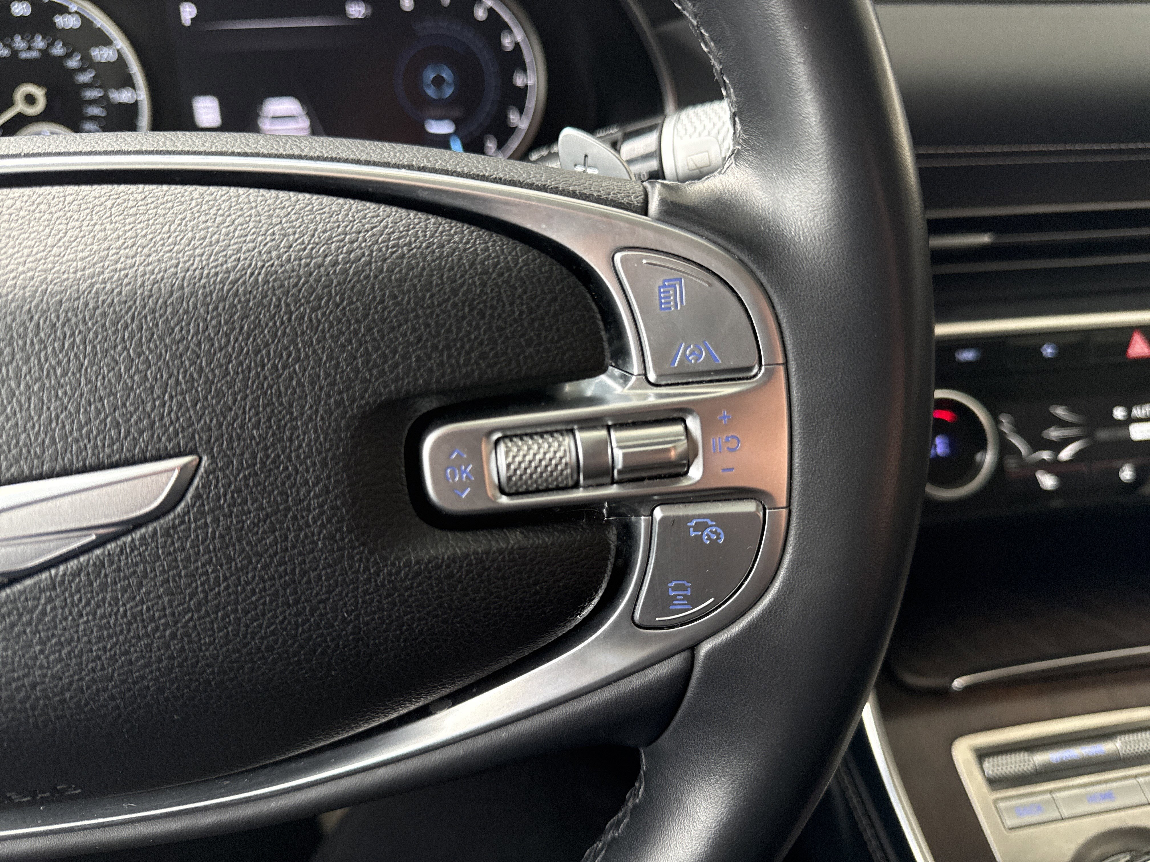 Used 2024 Genesis GV80 2.5T image 19