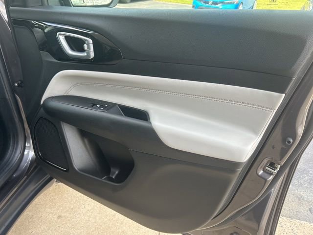 Used 2024 Jeep Compass Limited image 32