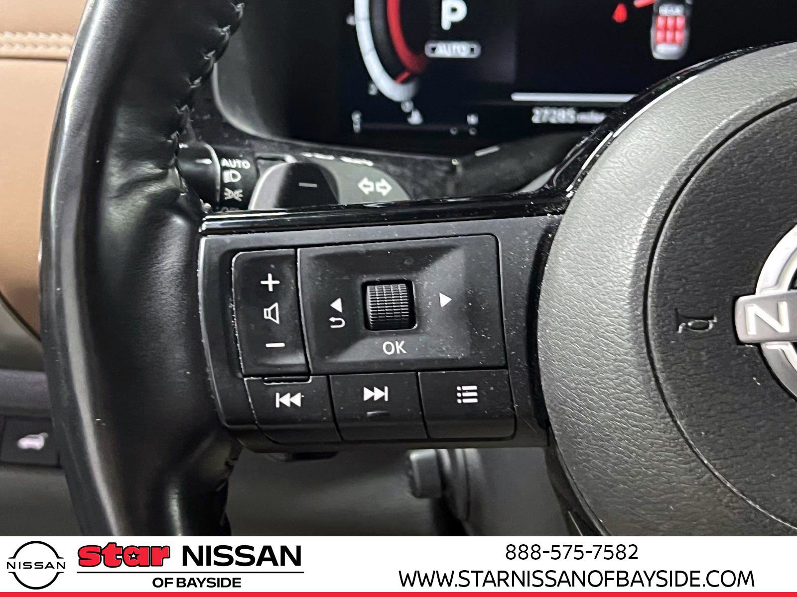 Used 2024 Nissan Pathfinder Platinum w/ Cargo Package image 18