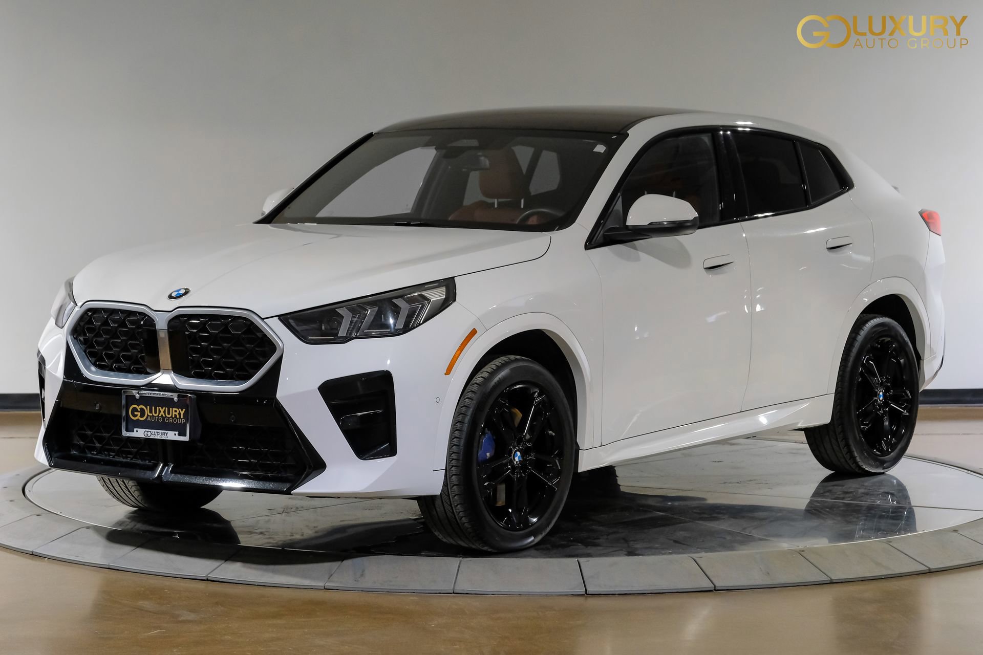 Used 2025 BMW X2 xDrive28i image 8