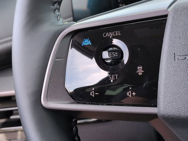 Certified 2025 Nissan Murano SV image 18