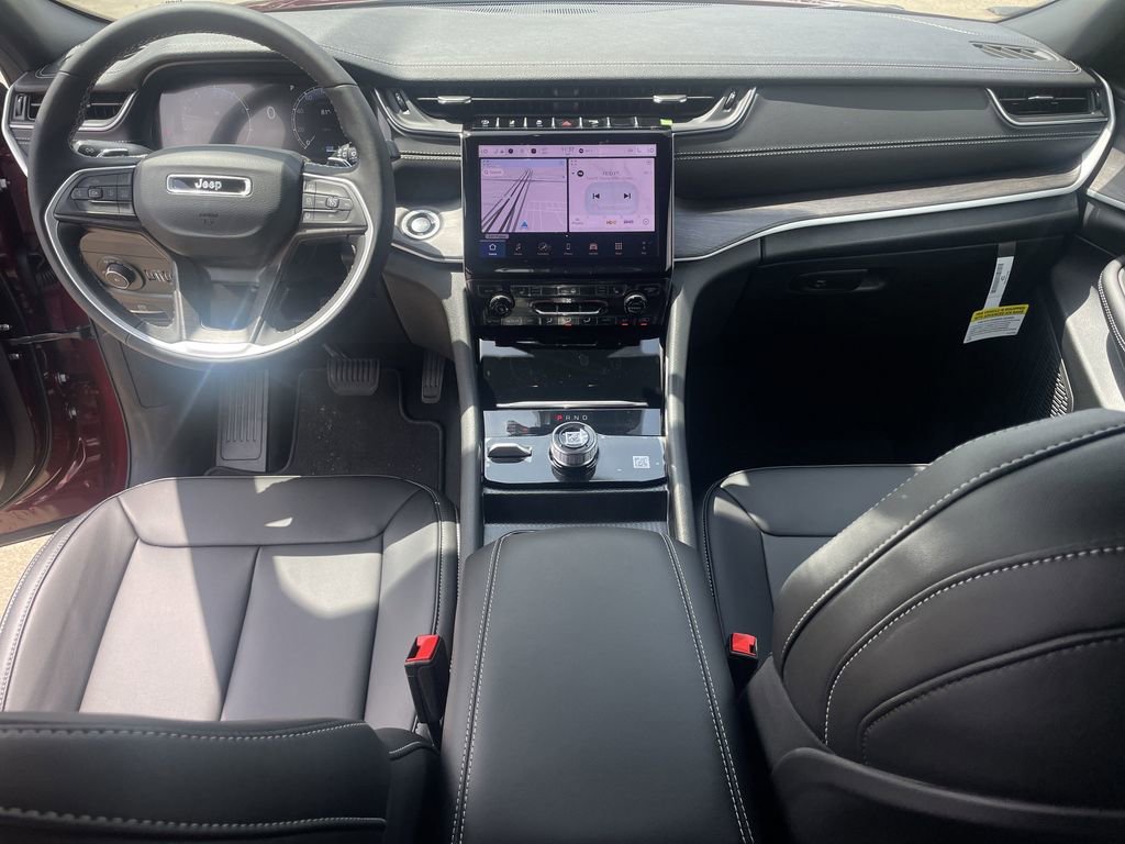 New 2025 Jeep Grand Cherokee L Limited w/ Black Appearance Package image 26