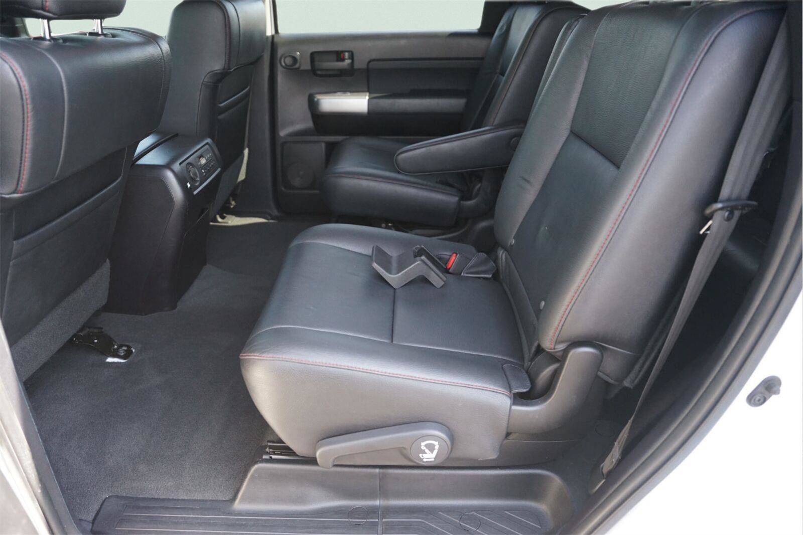 Used 2020 Toyota Sequoia TRD Pro AWD/4WD image 13