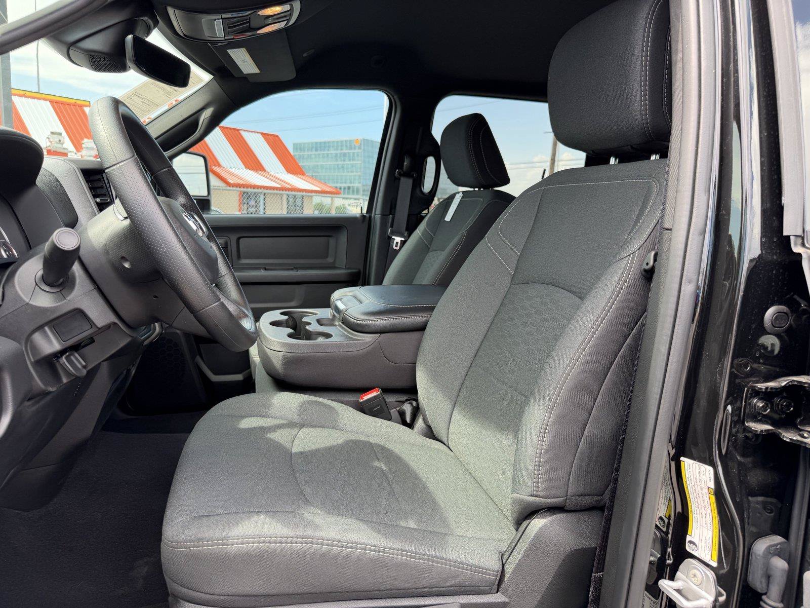 Used 2025 RAM 2500 Tradesman AWD/4WD image 15