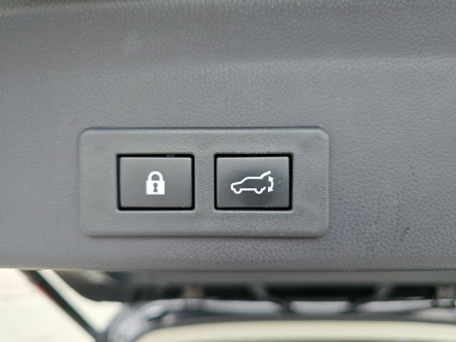 Used 2022 Subaru Ascent Onyx Edition image 17