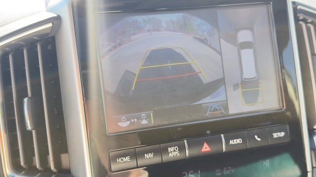 Used 2017 Ford Fusion Platinum image 16