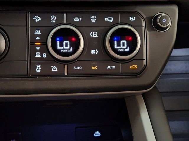 New 2026 Land Rover Defender 110 V8 image 18