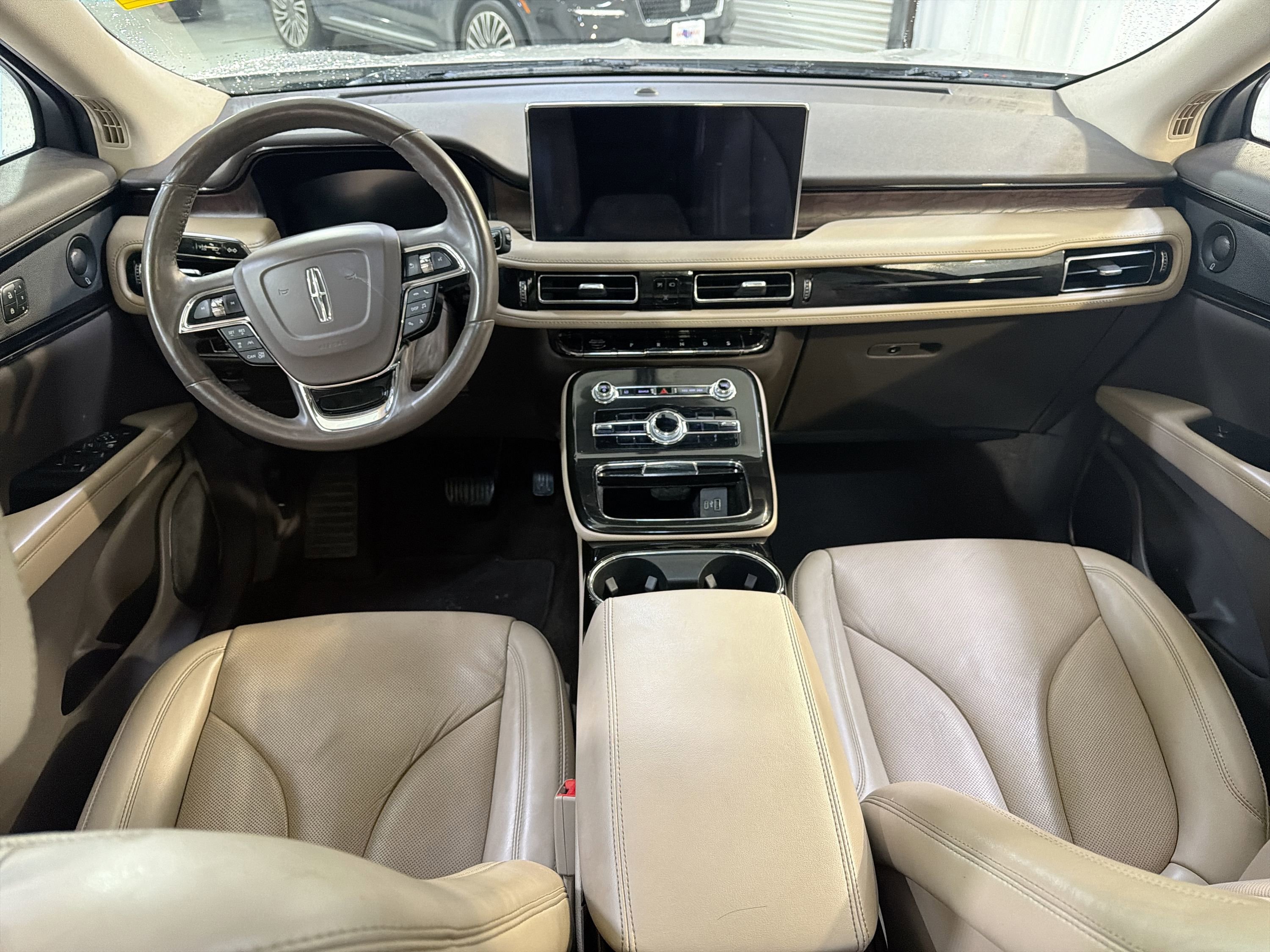 Used 2022 Lincoln Nautilus Reserve w/ Equipment Group 201A AWD/4WD image 23