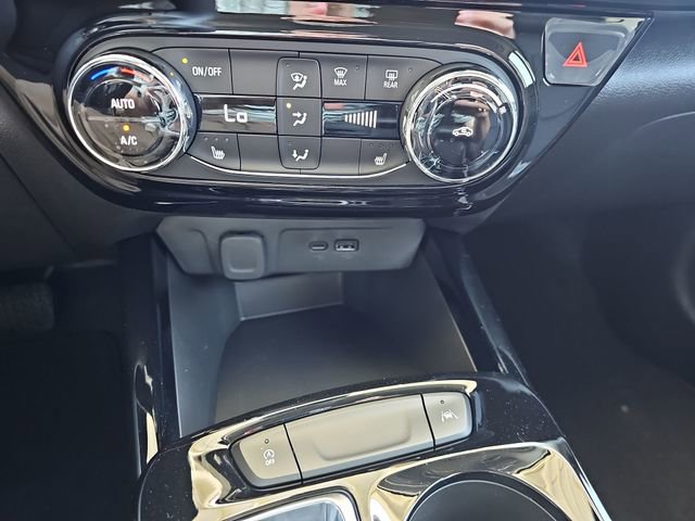 New 2026 Chevrolet Trax ACTIV w/ Driver Confidence Package FWD image 17