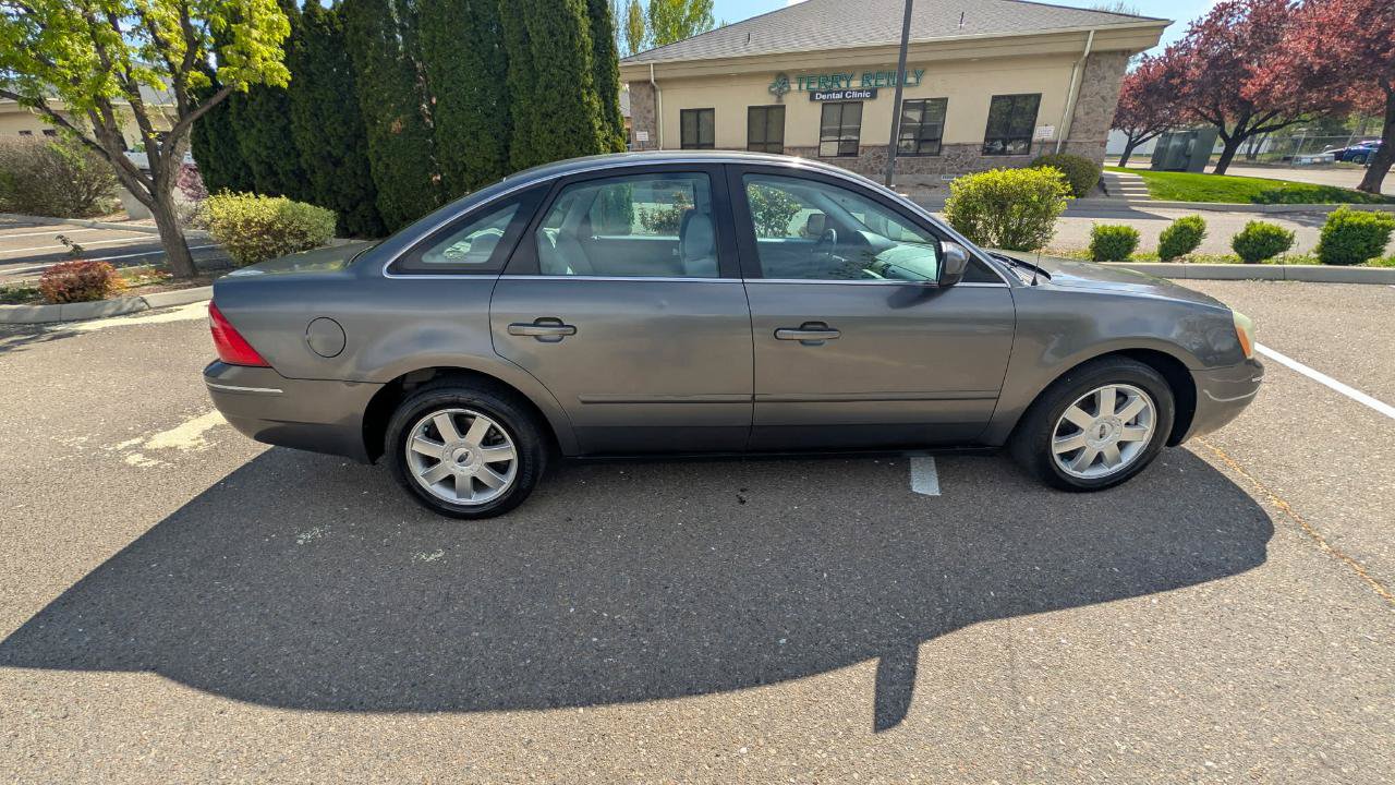 Used 2005 Ford Five Hundred SE image 6
