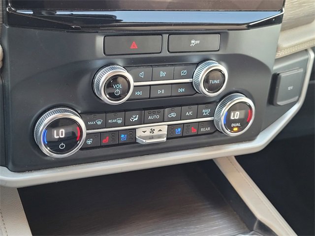 Used 2023 Ford Expedition Limited image 11