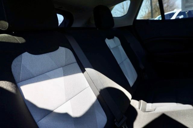 Certified 2025 Chevrolet Trax LS image 33