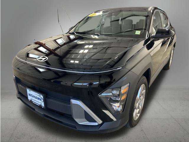 Used 2025 Hyundai Kona SE