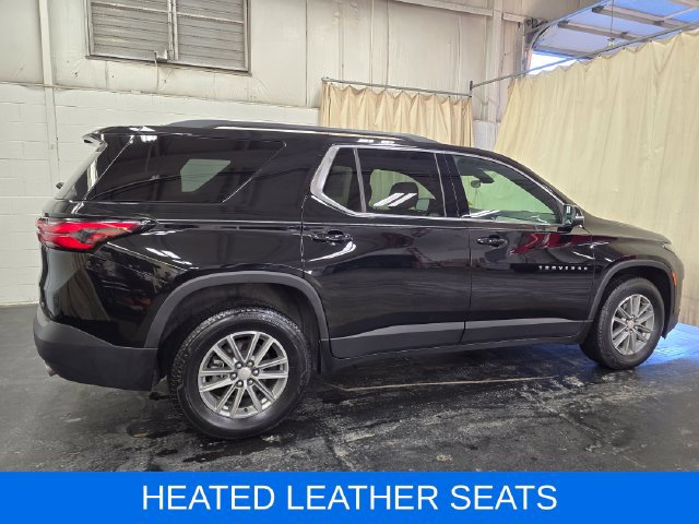 Used 2023 Chevrolet Traverse LT AWD/4WD image 7
