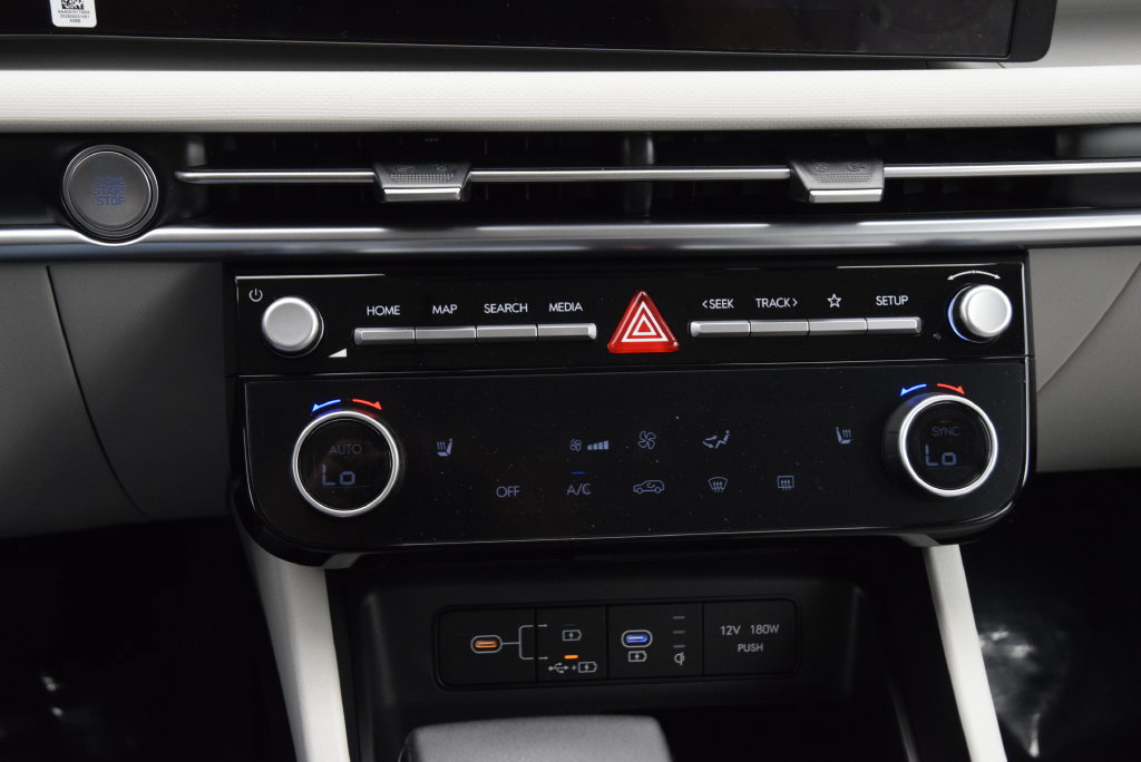 Used 2025 Hyundai Tucson SEL FWD image 27