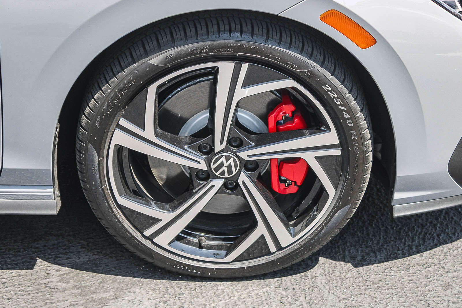 Used 2026 Volkswagen GTI SE FWD image 12