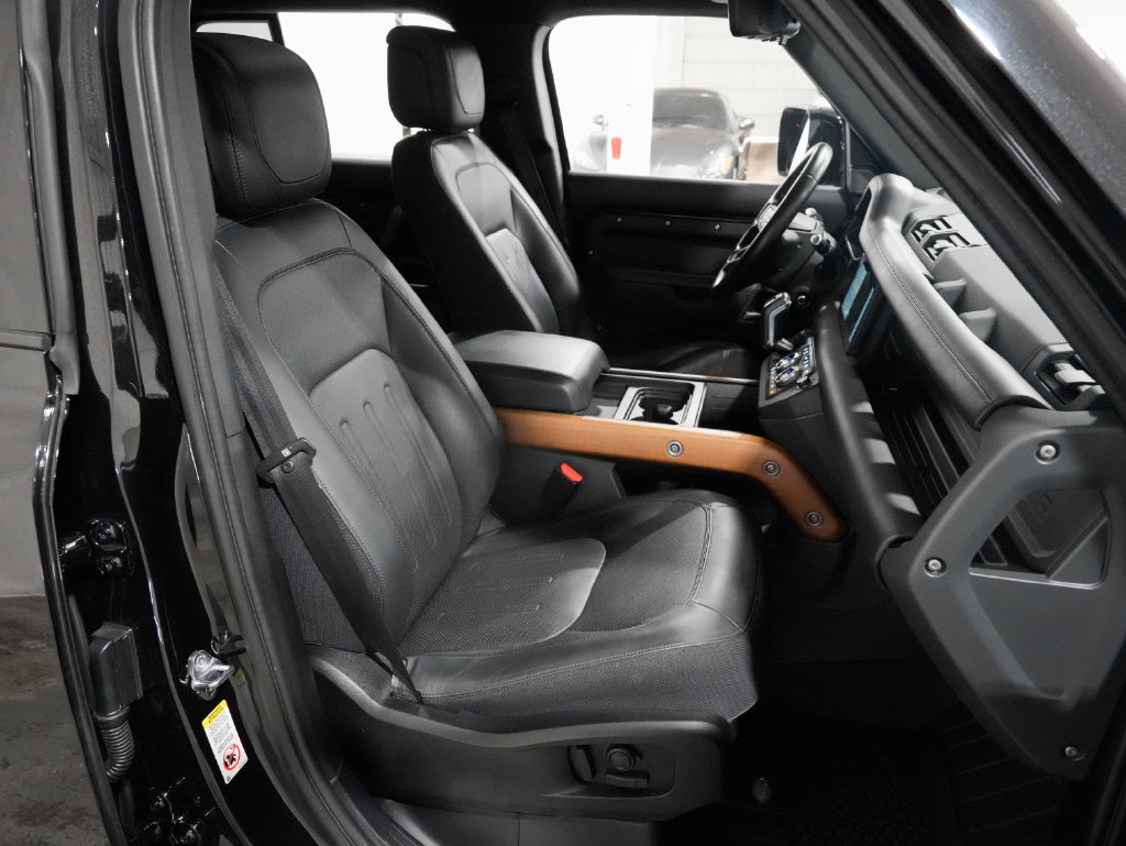 Used 2020 Land Rover Defender 110 X AWD/4WD image 25