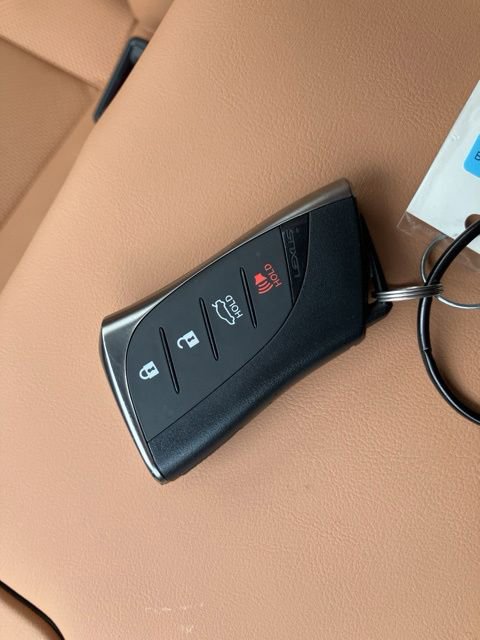 Certified 2024 Lexus ES 350 w/ Premium Package image 27