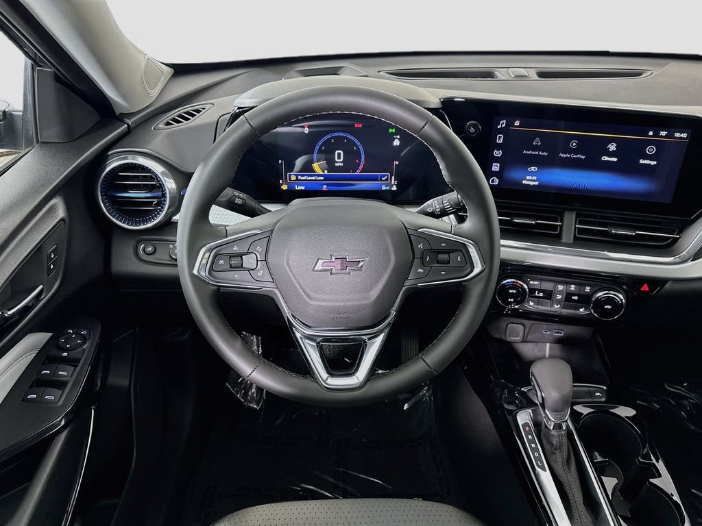 New 2026 Chevrolet Trax LT w/ Driver Confidence Package FWD image 21