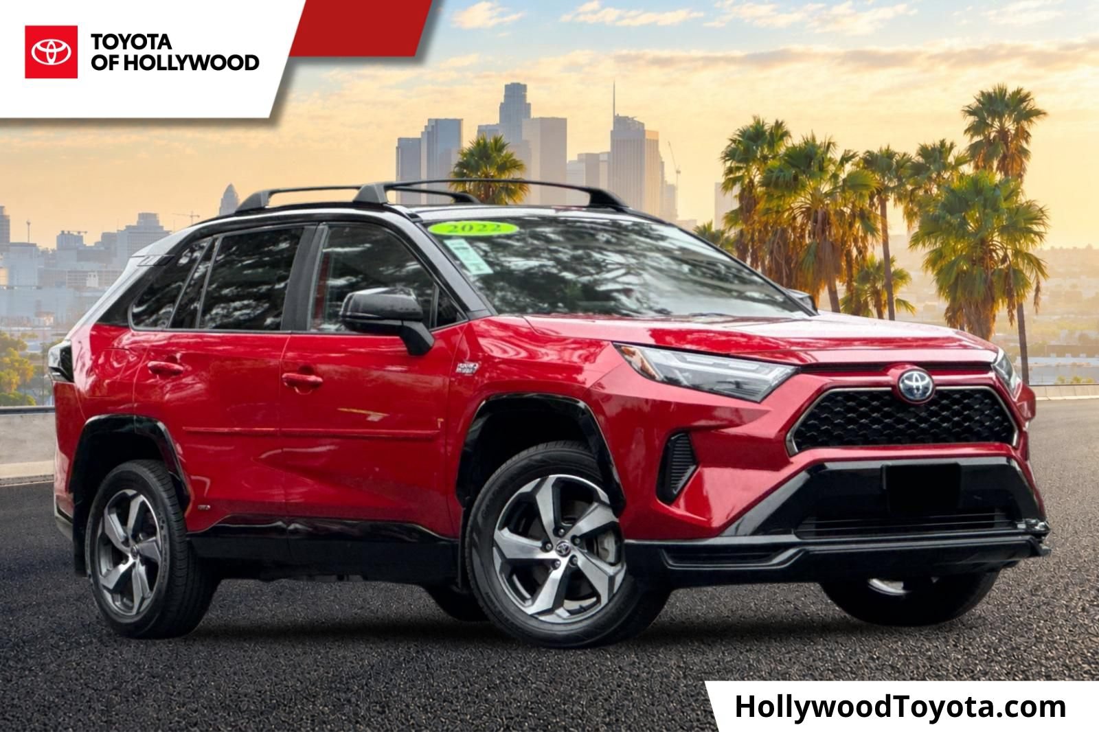 Used 2022 Toyota RAV4 SE w/ Weather & Moonroof Package