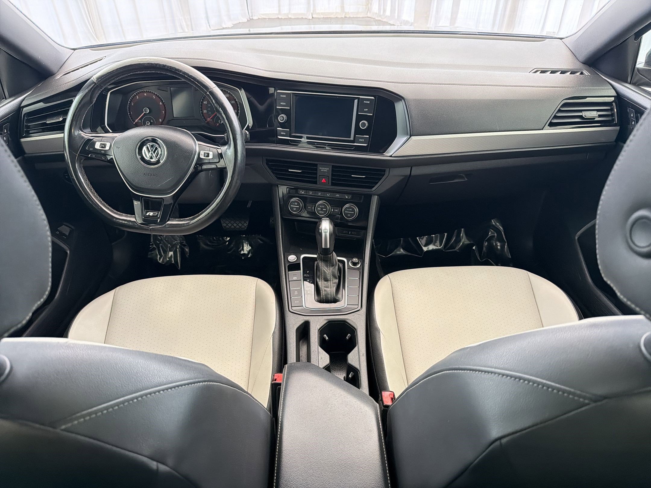 Used 2021 Volkswagen Jetta R-Line w/ R-Line Cold Weather Package image 17