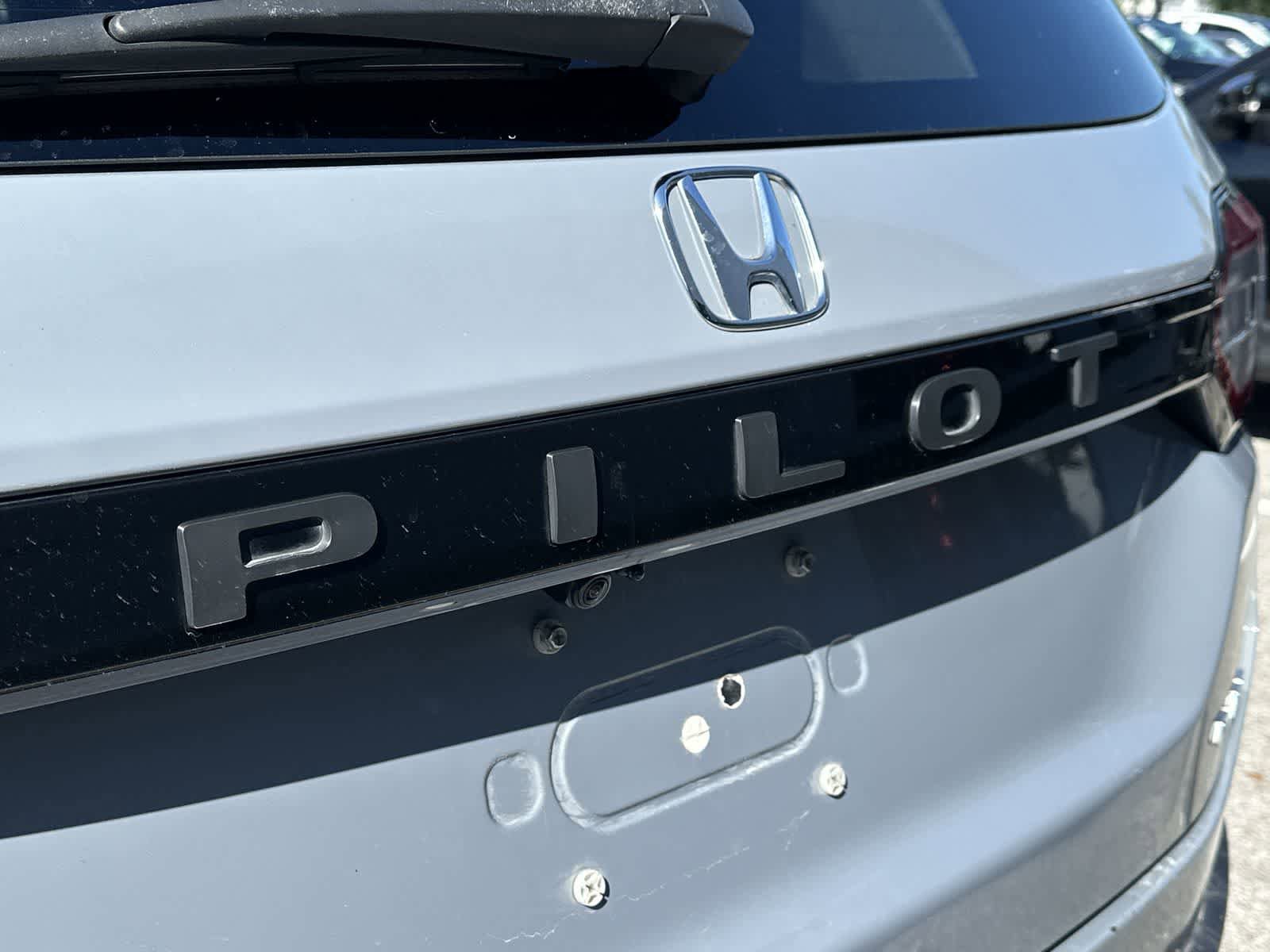 Used 2023 Honda Pilot Elite image 15