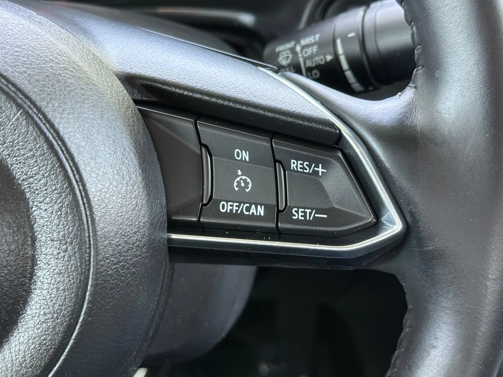 Used 2018 MAZDA MAZDA3 Touring FWD image 30