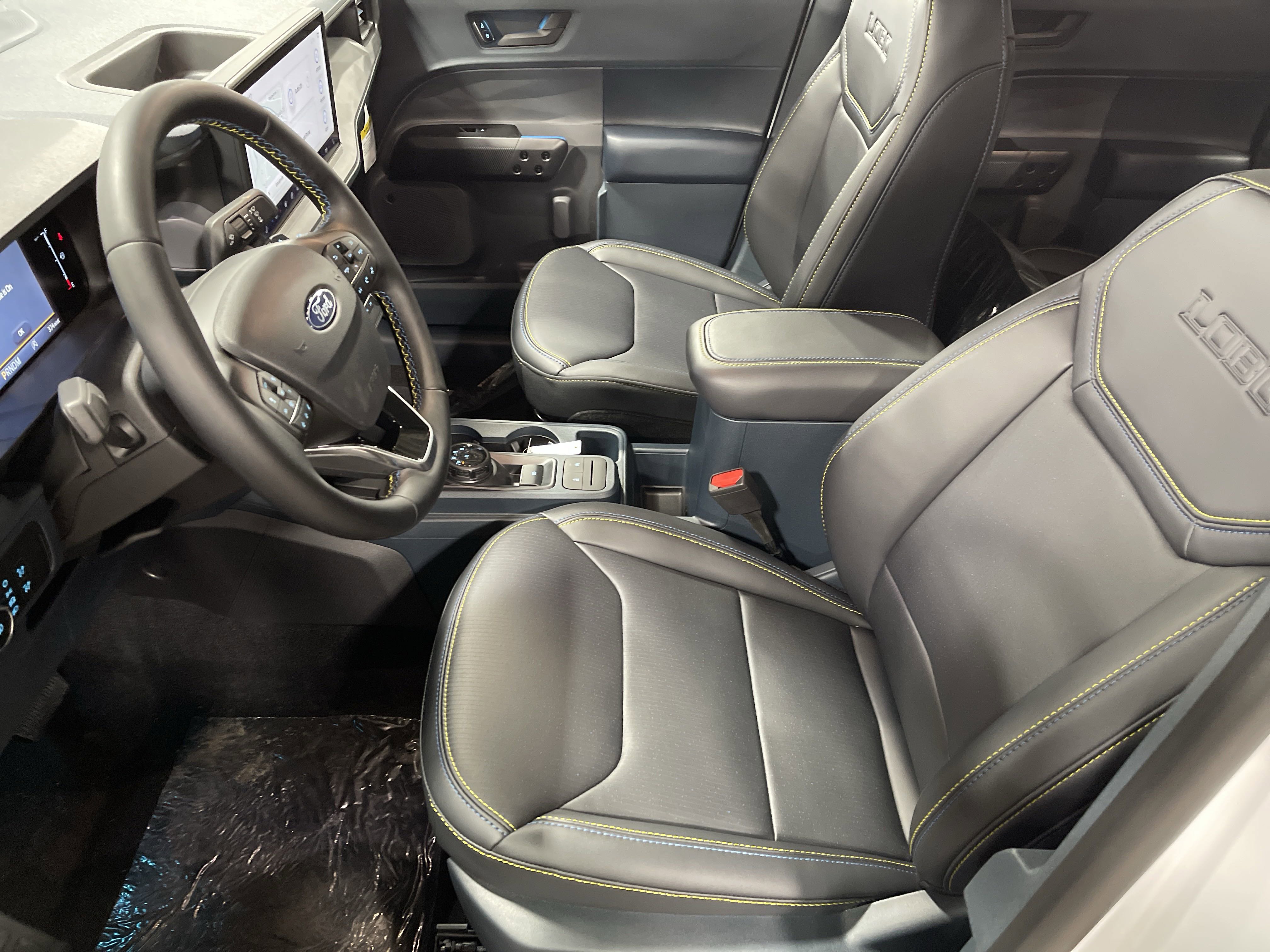 New 2025 Ford Maverick Lobo image 13