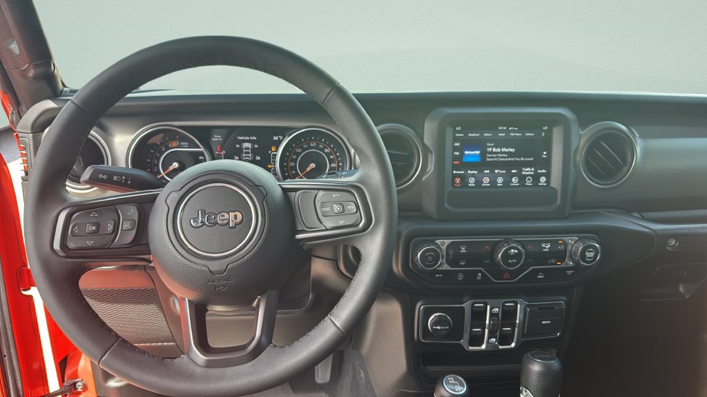 Used 2023 Jeep Wrangler Unlimited Sport AWD/4WD image 13