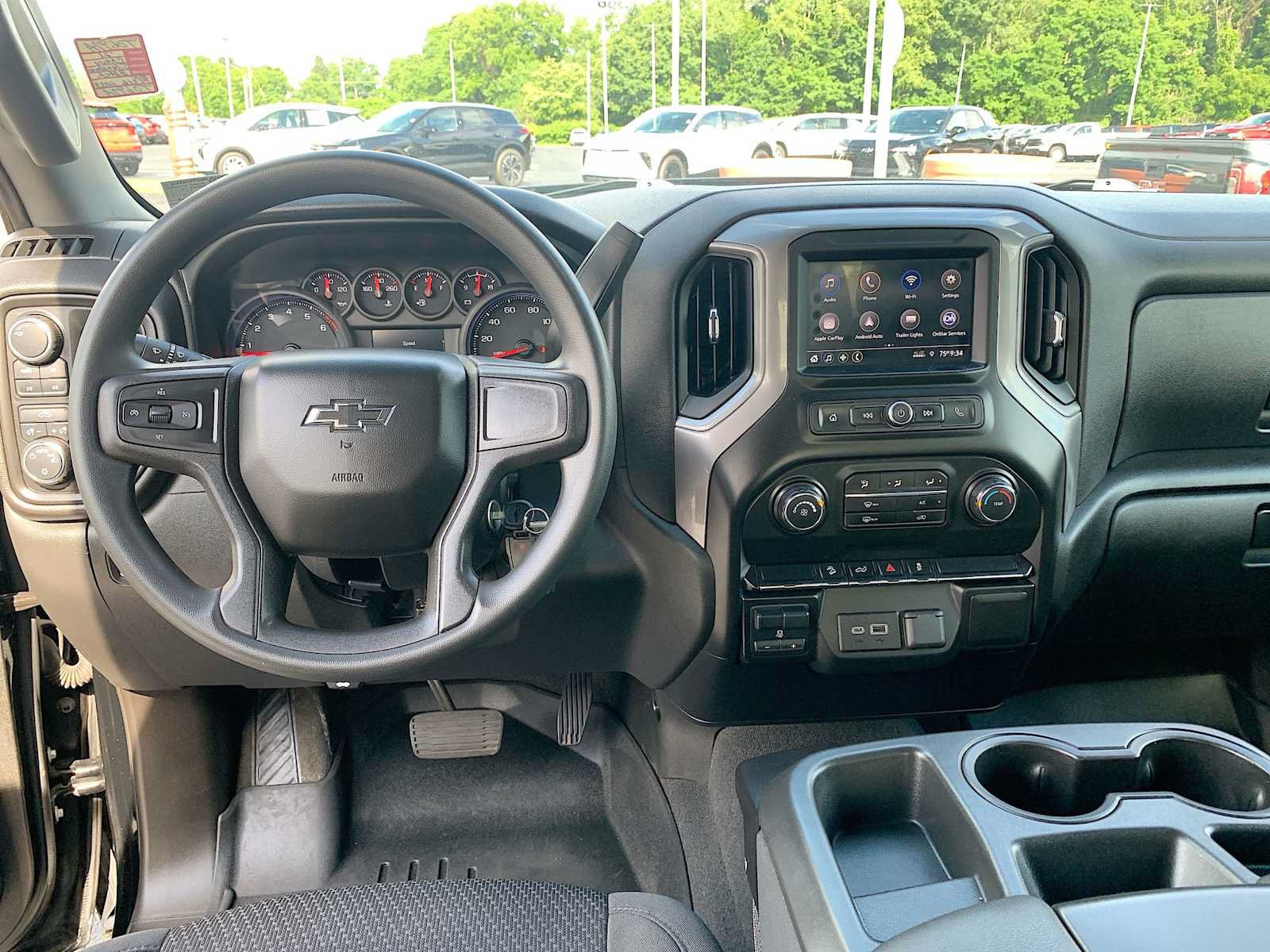 Certified 2021 Chevrolet Silverado 1500 Custom Trail Boss w/ LPO, Dark Essentials Package AWD/4WD image 18