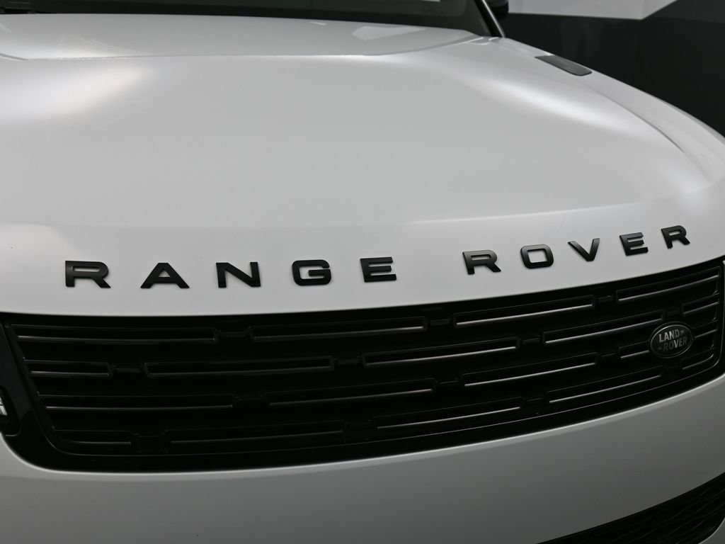 Used 2024 Land Rover Range Rover Sport Dynamic SE AWD/4WD image 13