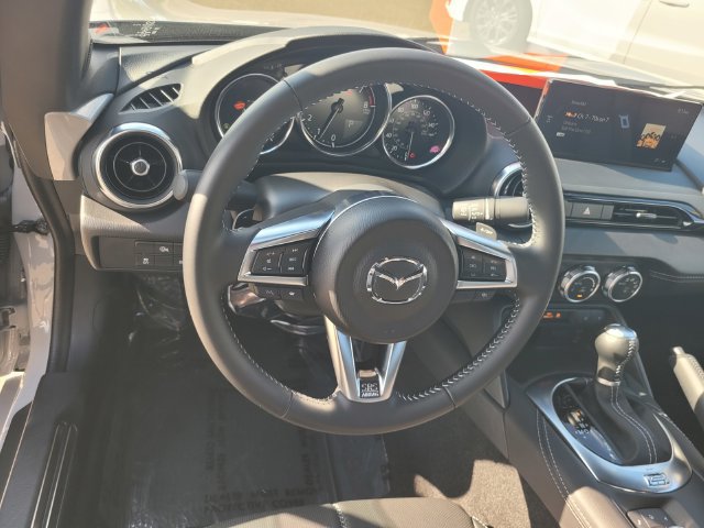 Used 2025 MAZDA MX-5 Miata Grand Touring w/ Weather Package RWD image 30