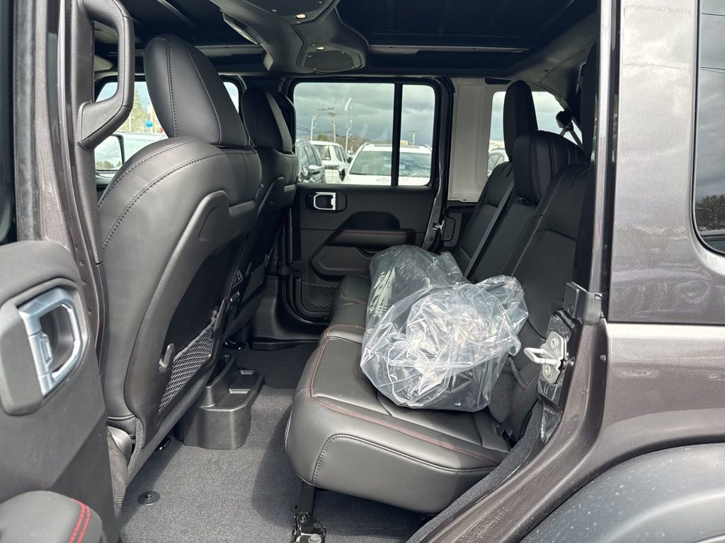 New 2026 Jeep Wrangler Unlimited Rubicon 392 image 23