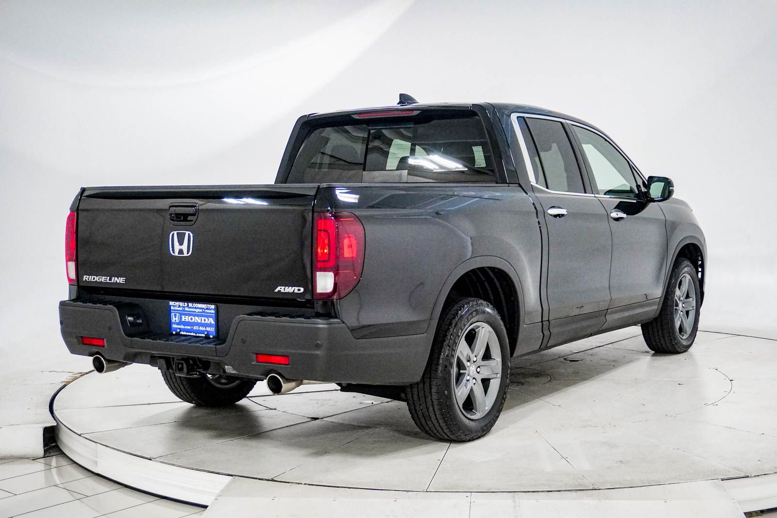Used 2023 Honda Ridgeline RTL-E image 9
