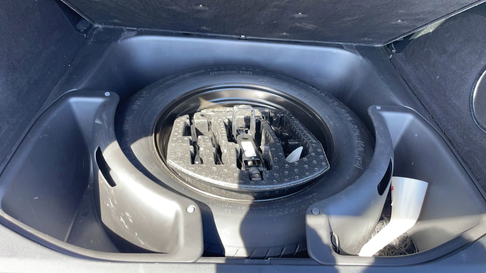 Used 2015 Jeep Grand Cherokee High Altitude RWD image 26