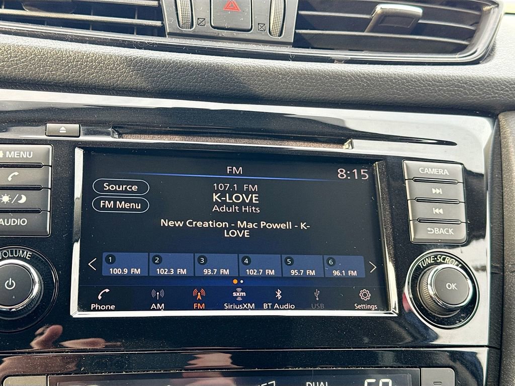 Used 2020 Nissan Rogue SV image 13