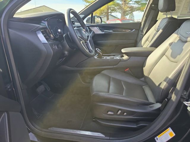 Used 2025 Cadillac XT5 Premium Luxury image 29
