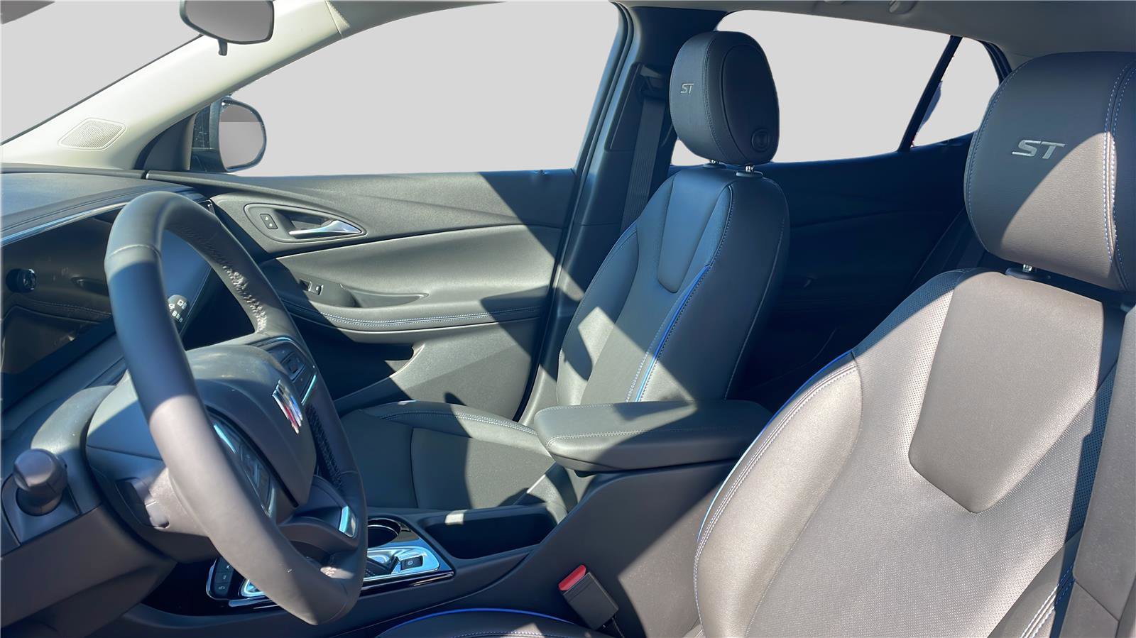 New 2026 Buick Encore GX Sport Touring w/ Comfort Package image 17