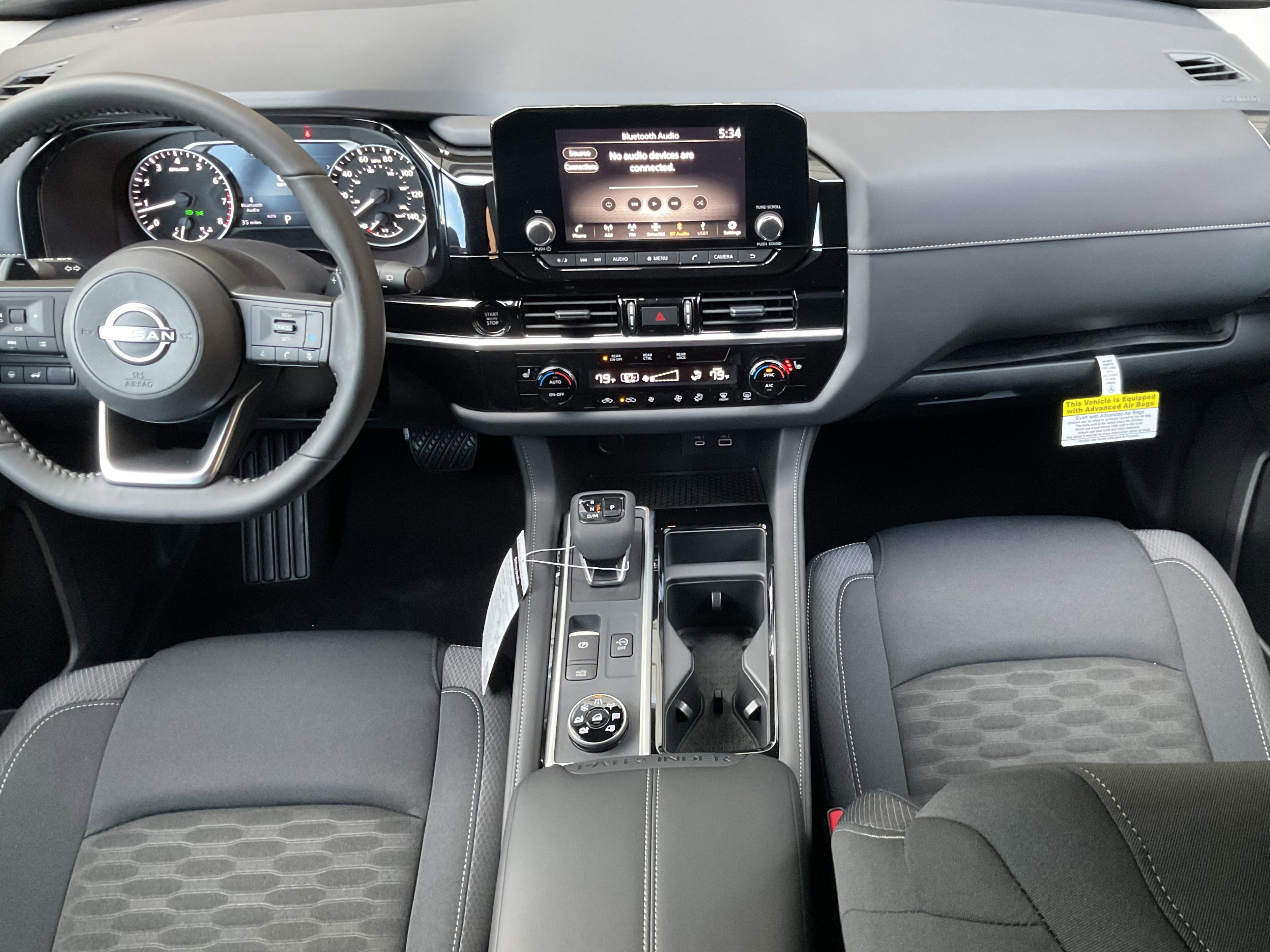 Used 2025 Nissan Pathfinder SV AWD/4WD image 31