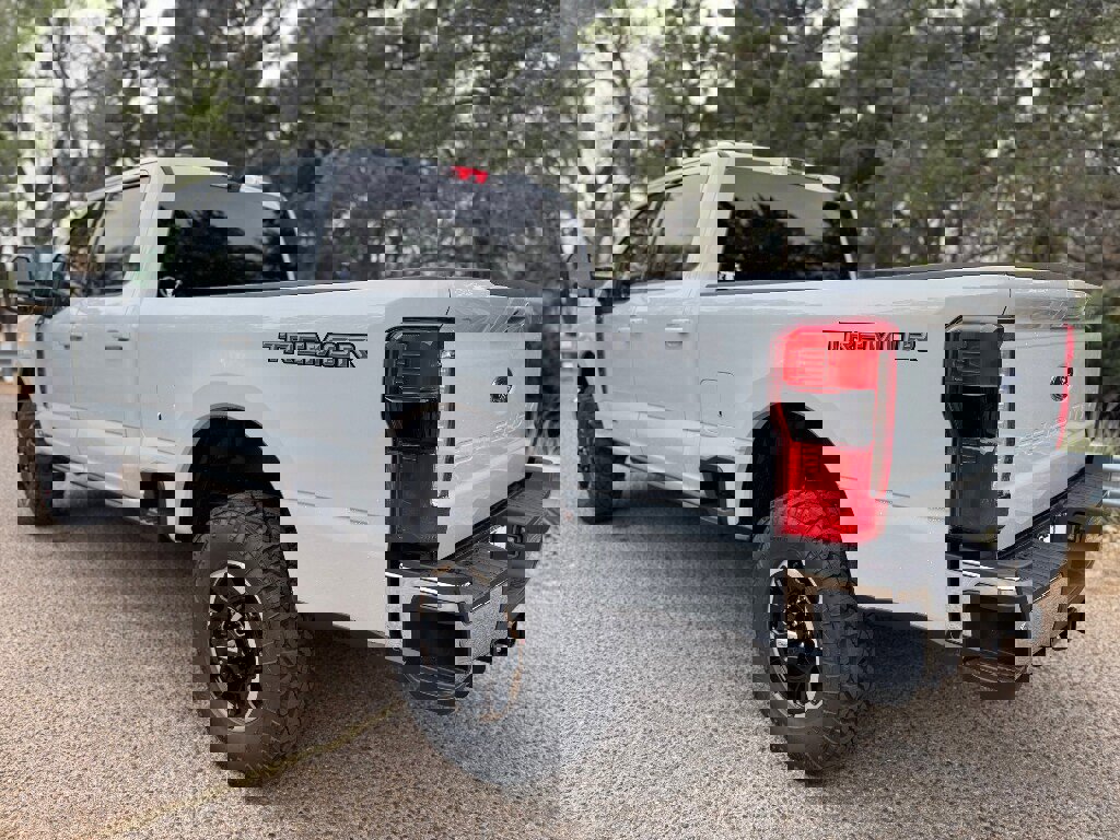 New 2026 Ford F250 Lariat image 37