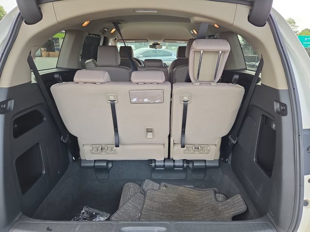 Used 2024 Honda Odyssey EX image 16