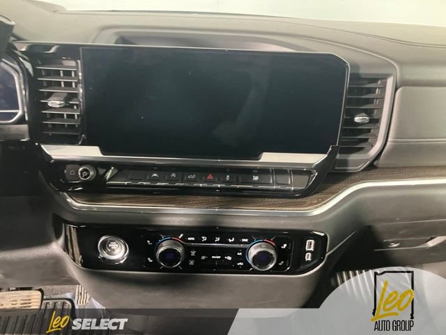 Used 2024 Chevrolet Silverado 1500 LT AWD/4WD image 15