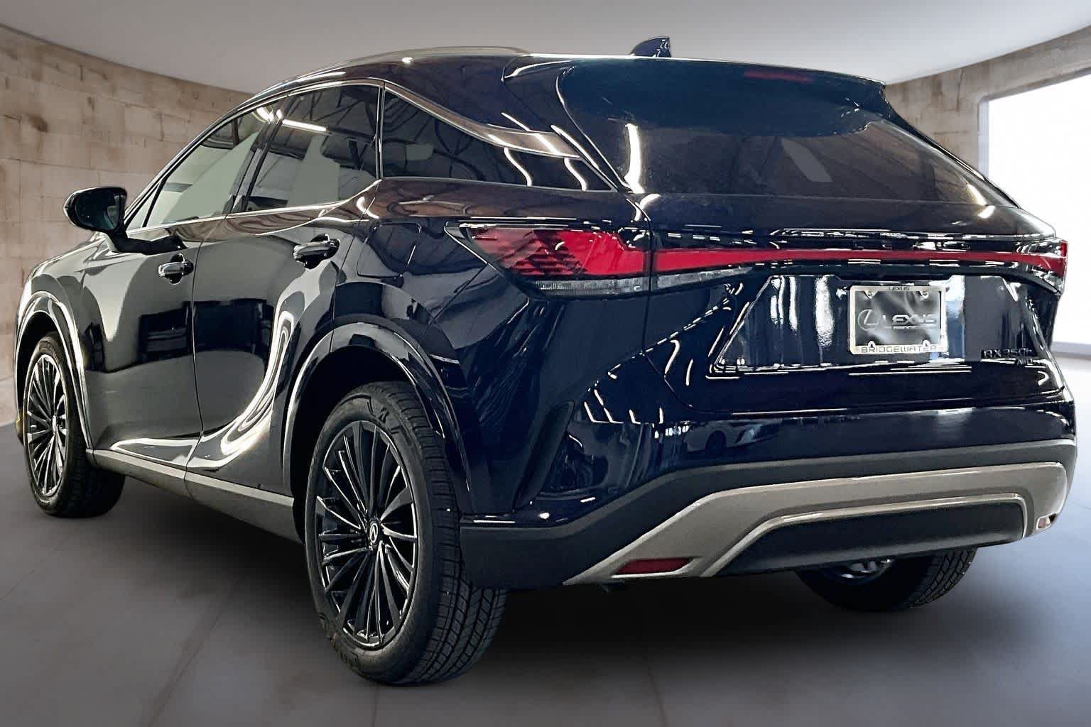 New 2026 Lexus RX 350h AWD/4WD image 3