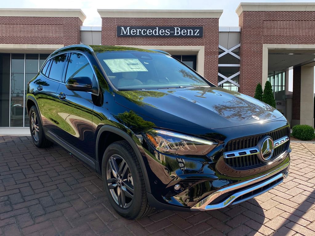 Certified 2025 Mercedes-Benz GLA 250 image 3