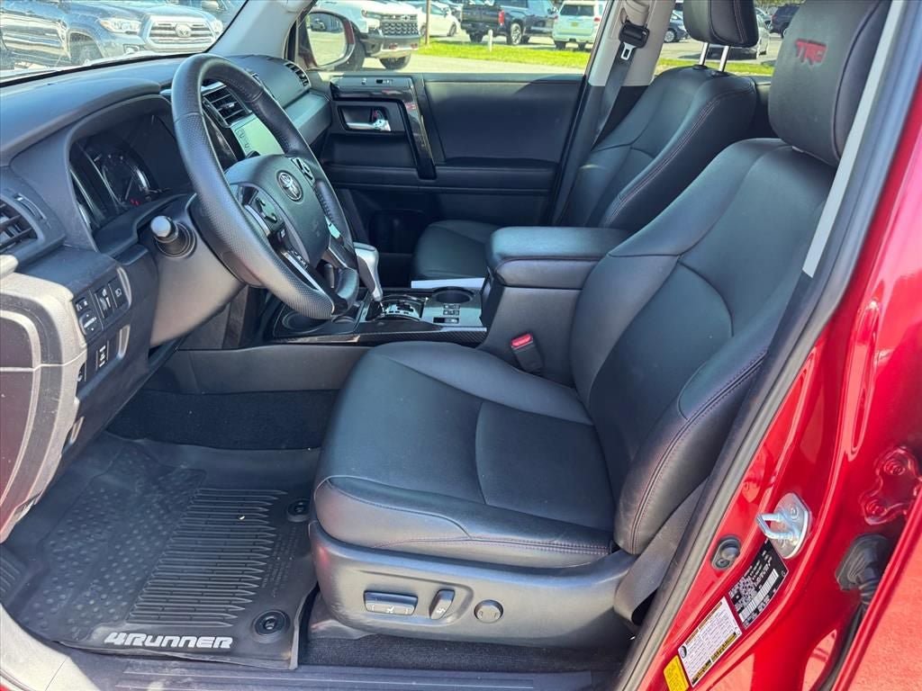 Used 2020 Toyota 4Runner TRD Off-Road Premium w/ Moonroof Package AWD/4WD image 9