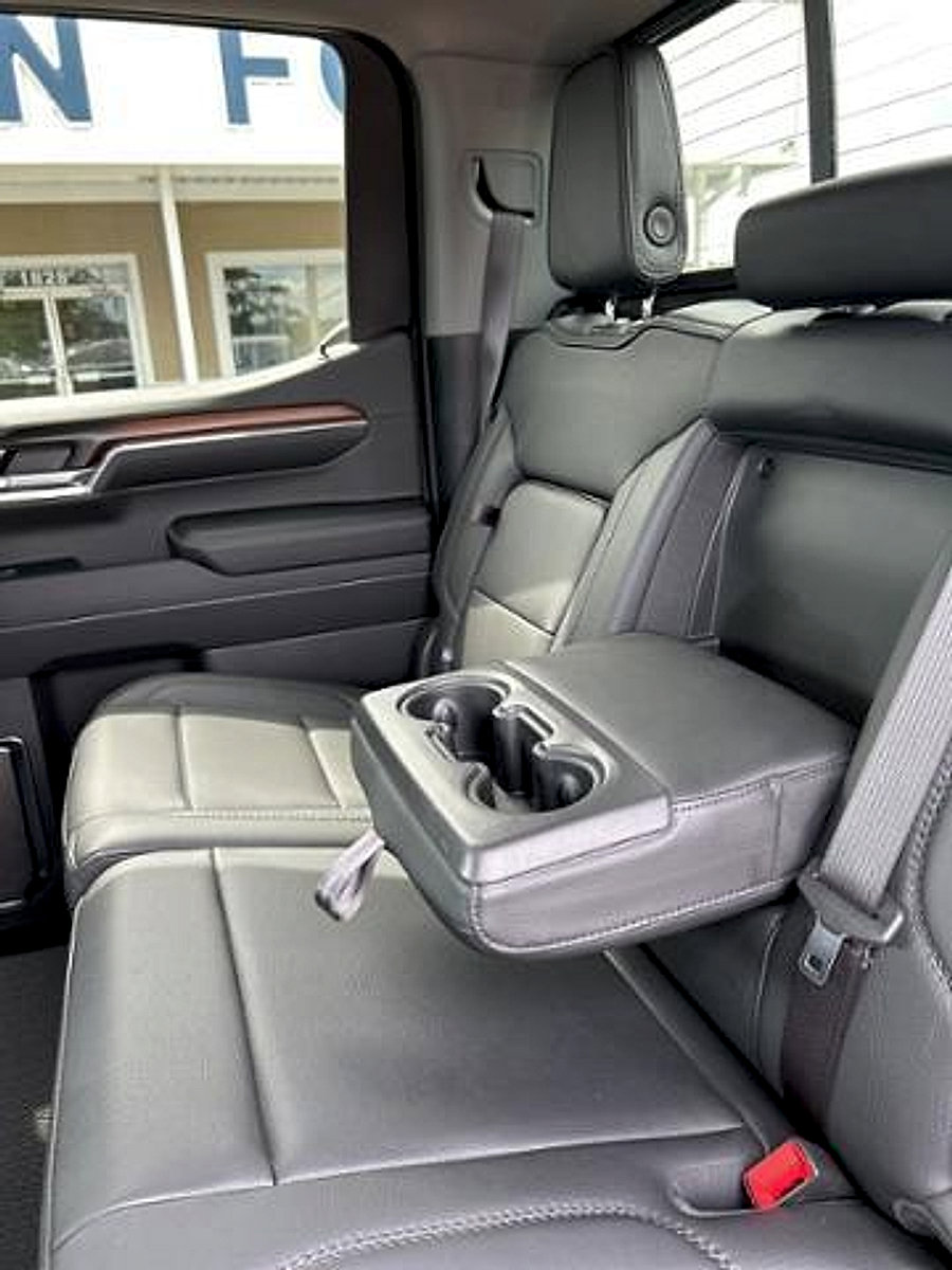 Used 2024 GMC Sierra 1500 Denali w/ Technology Package image 30