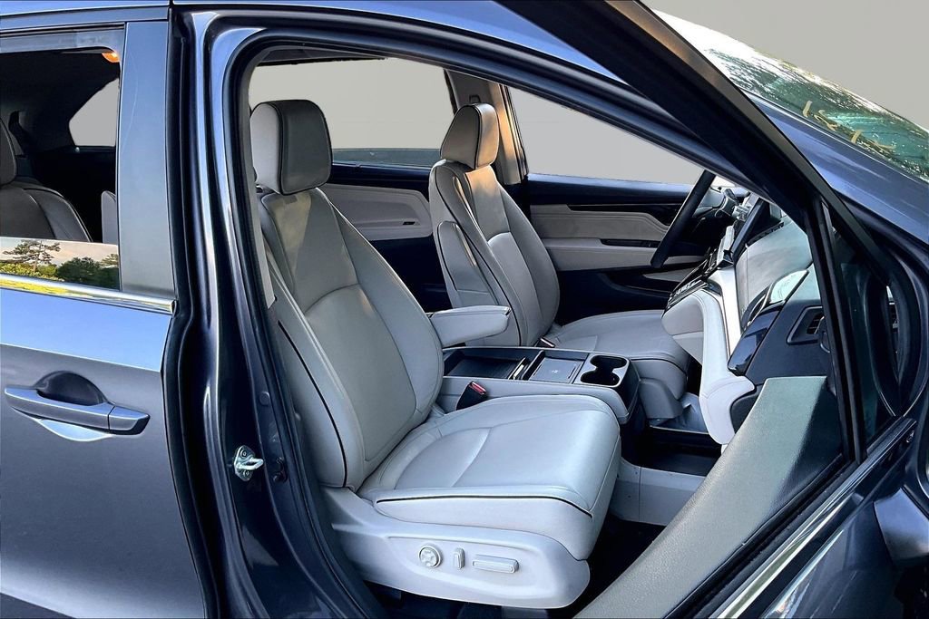 Used 2025 Honda Odyssey Touring image 23