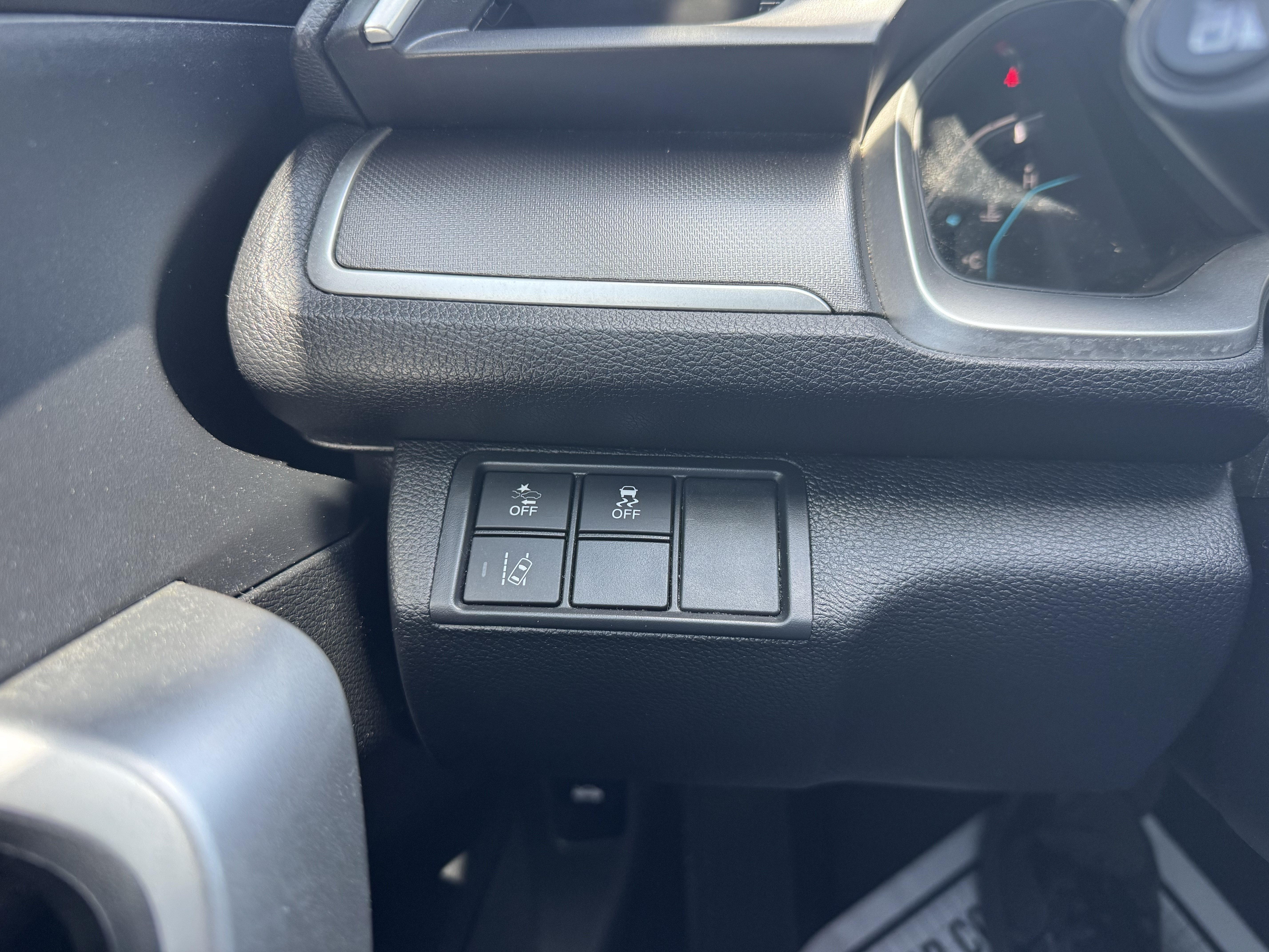 Used 2019 Honda Civic EX image 17