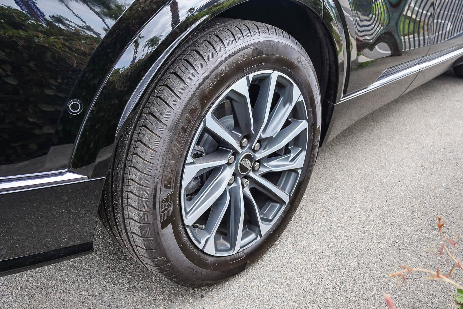 Used 2024 Cadillac Lyriq Sport AWD/4WD image 20